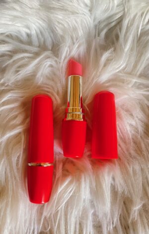 KISS LIPSTICK CLIT VIBRATOR